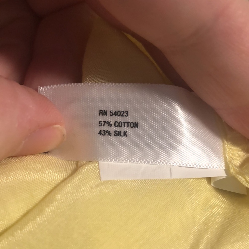 🎉4 for $20 Gap lightweight button down blouse - Picture 6 of 7